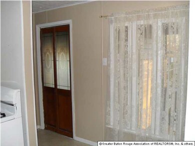 Hallway to Laundry
