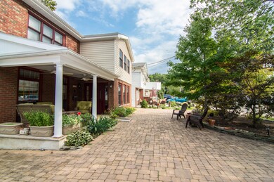 137 Fabian St, Staten Island, NY 10312 - photo 2