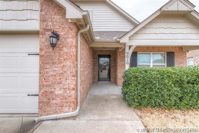 9010 N 156th East Ave, Owasso, OK 74055 - photo 2