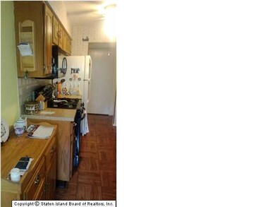 Foxwood Square unit 7, Staten Island, NY 10314 - photo 7