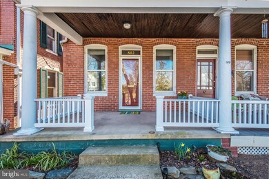 802 N Market St, Frederick, MD 21701 - photo 2