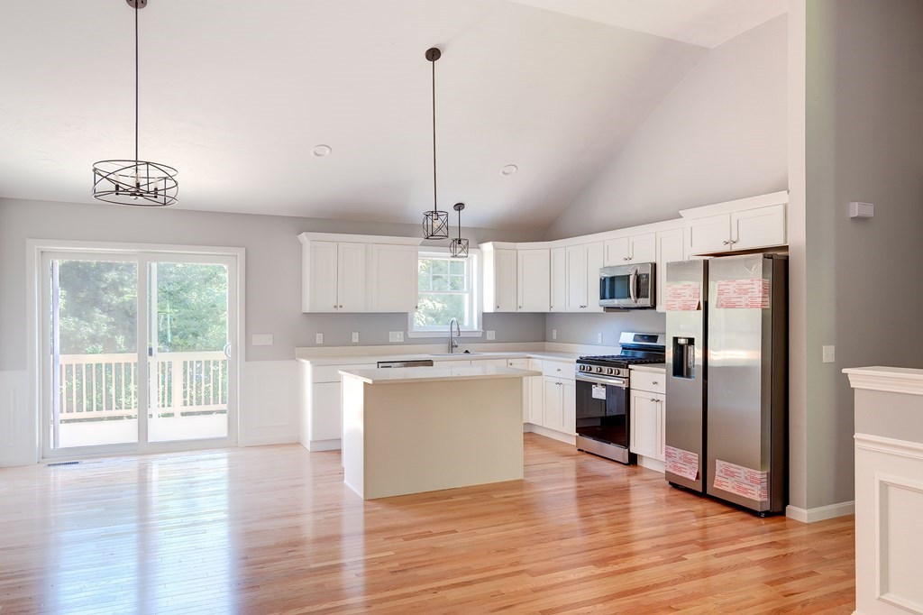 336 Brooks St, Worcester, MA 01606 - photo 5