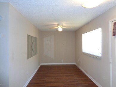 5164 Alpha Ave unit 1 (REAR), Jacksonville, FL 32205 - photo 5