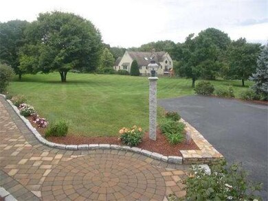 9 Garvey Rd, Framingham, MA 01701 - photo 3