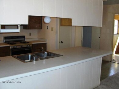 15340 Werling Ct, Horizon City, TX 79928 - photo 5