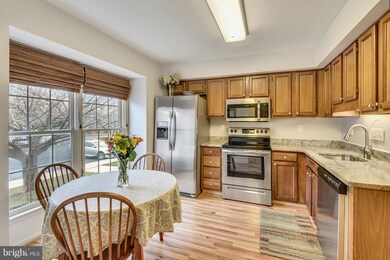 510 Bay Dale Ct, Arnold, MD 21012 - photo 4