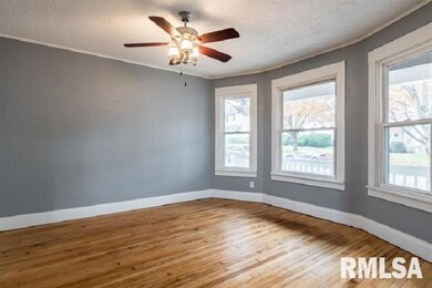 2121 Farnam St, Davenport, IA 52803 - photo 7