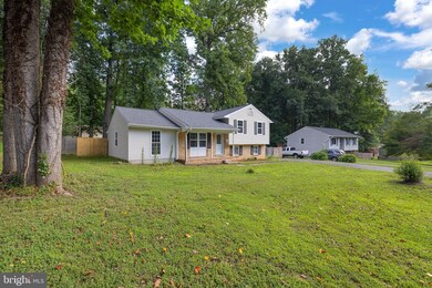 6807 Ashton Cir, Fredericksburg, VA 22407 - photo 2