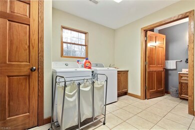 14 Yellow Creek Cir, Struthers, OH 44471 - photo 4