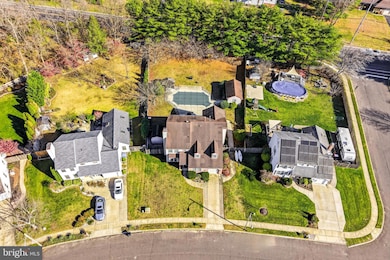 51 Linden Dr, Blackwood, NJ 08012 - photo 2