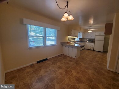 431 Fox Dr, Winchester, VA 22601 - photo 7