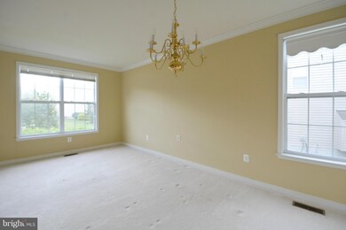 5614 Northton Ct, Woodbridge, VA 22193 - photo 3