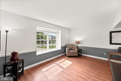 6410 Tamarack Cir, Sykesville, MD 21784 - photo 2