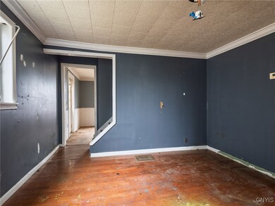 707 Griffin St, Watertown, NY 13601 - photo 4