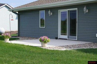 546 Valley View Dr, Courtland, MN 56021 - photo 4