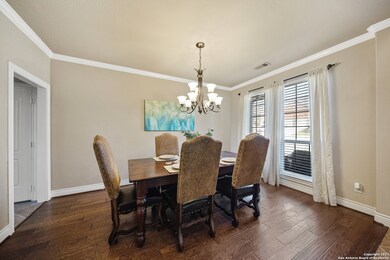 8906 Cimarron Route, San Antonio, TX 78218 - photo 6