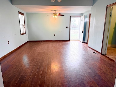 1107 5th St, Great Bend, KS 67530 - photo 7