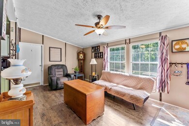26458 Slash Pine Cir, Ruther Glen, VA 22546 - photo 4