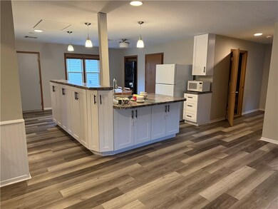 538 Woodridge Ct unit 2, Menomonie, WI 54751 - photo 2