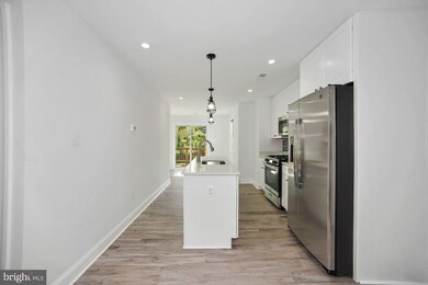 912 Larchmont Ave, Capitol Heights, MD 20743 - photo 6