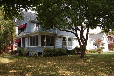 802 5th St, Covington, IN 47932 - photo 4