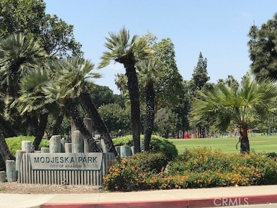 Beautiful Modjeska Park across the street!