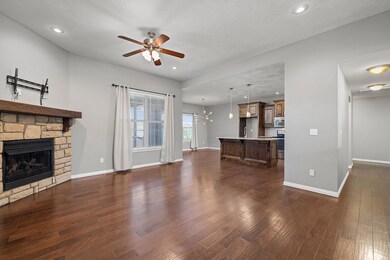 645 N Maplewood Hills Rd, Nixa, MO 65714 - photo 3