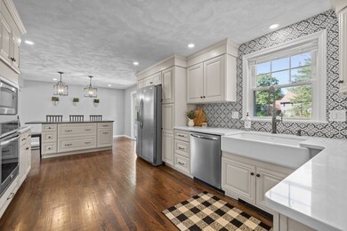 24 Towpath Dr, Wilmington, MA 01887 - photo 4