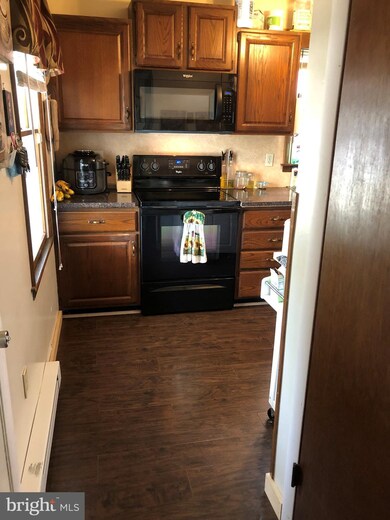 3628 Ridgeway St, Reading, PA 19605 - photo 7