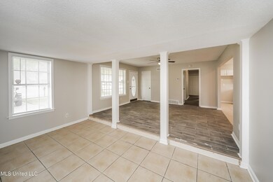 019-photo-dining-room-12666423