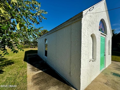 1104 Jacaranda Ave unit Cottage, Daytona Beach, FL 32118 - photo 3