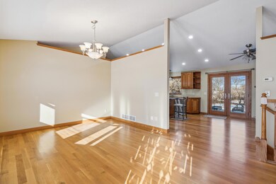 963 Sadies Ln, Hudson, WI 54016 - photo 3