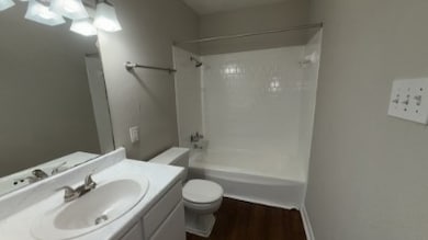 7315 Brompton St unit 318B, Houston, TX 77025 - photo 4