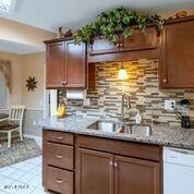 11008 W Thunderbird Blvd, Sun City, AZ 85351 - photo 4