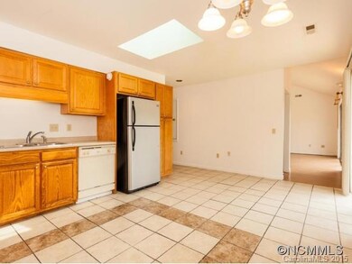 104 Hampton Rd, Leicester, NC 28748 - photo 5