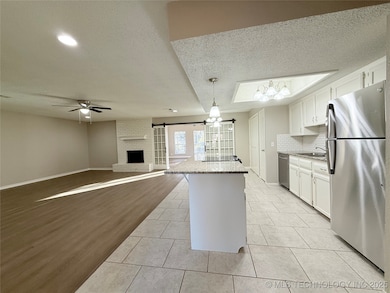 5017 S Birch Ave, Broken Arrow, OK 74011 - photo 2