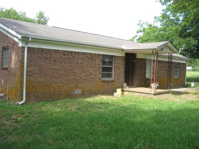 1520 Valley View Dr, Joshua, TX 76058 - photo 2