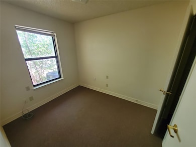 400 NW 2nd St, Seminole, TX 79360 - photo 5