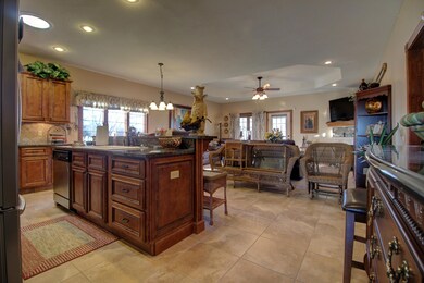 IMG_6350_1_2Real-Estate01