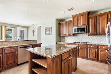 16011 Verdi Way Ct, Houston, TX 77044 - photo 4