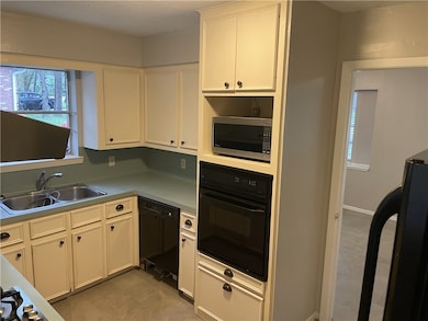 1104 Neal Pickett Dr, College Station, TX 77840 - photo 5