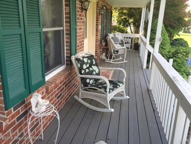 109 Rose Dr, Saylorsburg, PA 18353 - photo 2