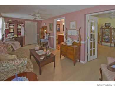 814 E 9th Ave, New Smyrna Beach, FL 32169 - photo 6