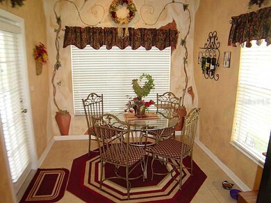 9845 Jasmine Brook Cir, Land O Lakes, FL 34638 - photo 4