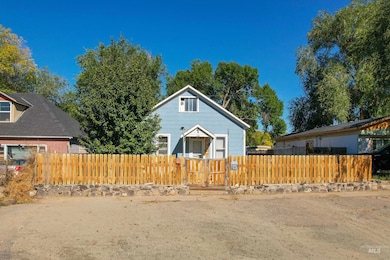 320 3rd Ave W, Jerome, ID 83338 - photo 2