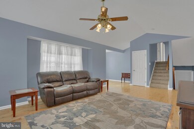 13 Ice House Dr, Stewartstown, PA 17363 - photo 4