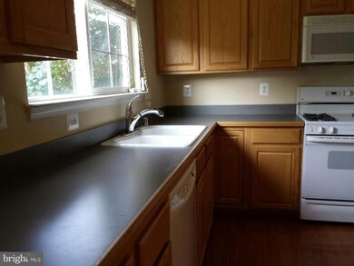 14289 Harrowhill Way, Gainesville, VA 20155 - photo 5