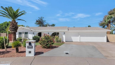 10624 N 25th St, Phoenix, AZ 85028 - photo 2