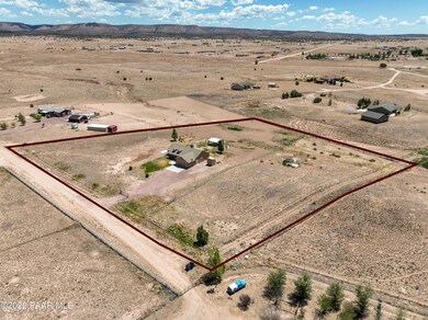 26455 N Bull Snake Rd, Paulden, AZ 86334 - photo 7