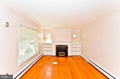 2729 Hawthorne Terrace, Hyattsville, MD 20785 - photo 5
